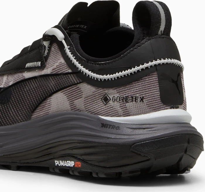 Puma Voyage Nitro 3 Gore-Tex midnight plum/puma black/dark coal (Damen)