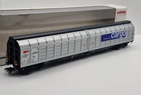 Märklin - Spur H0 Güterwagen - Großraum-Schiebewandwagen Habbiillns SBB