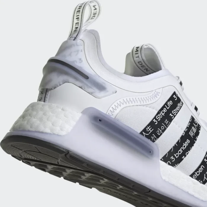 adidas NMD_V3 cloud white/core black