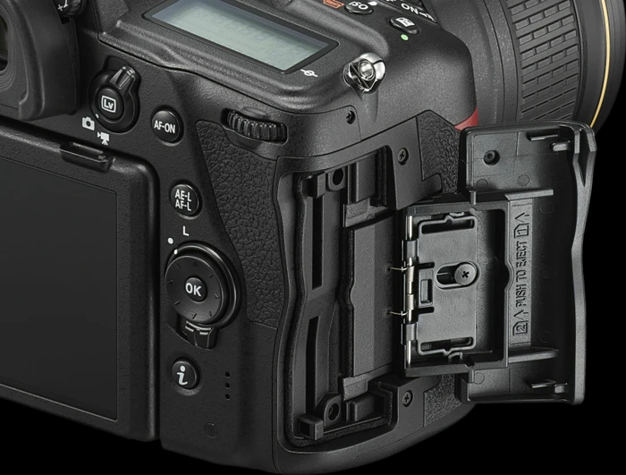 Nikon D780 mit Objektiv Fremdhersteller