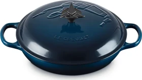 Le Creuset Star Trek Gourmet-Profitopf Bräter mit klingonischem Trefoil Deckelknopf 30cm 3.5l nuit