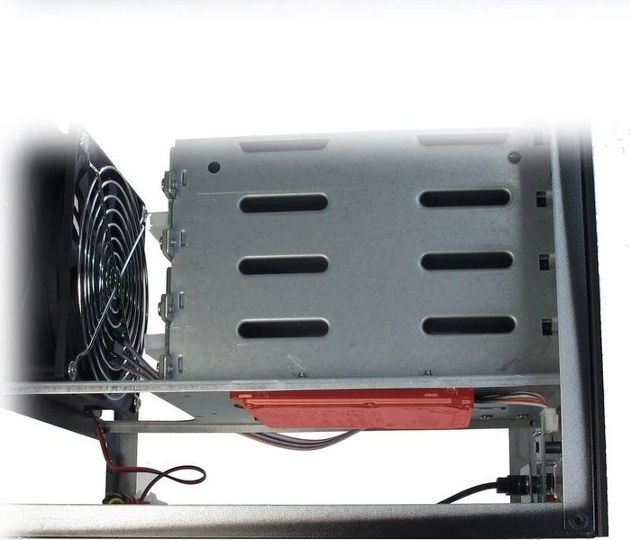 Inter-Tech IPC SC-4004, Mini-ITX