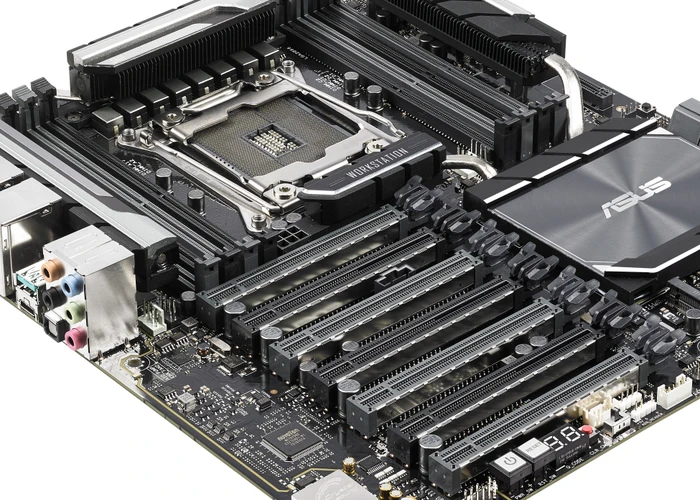 ASUS WS X299 Sage (Intel 2066)