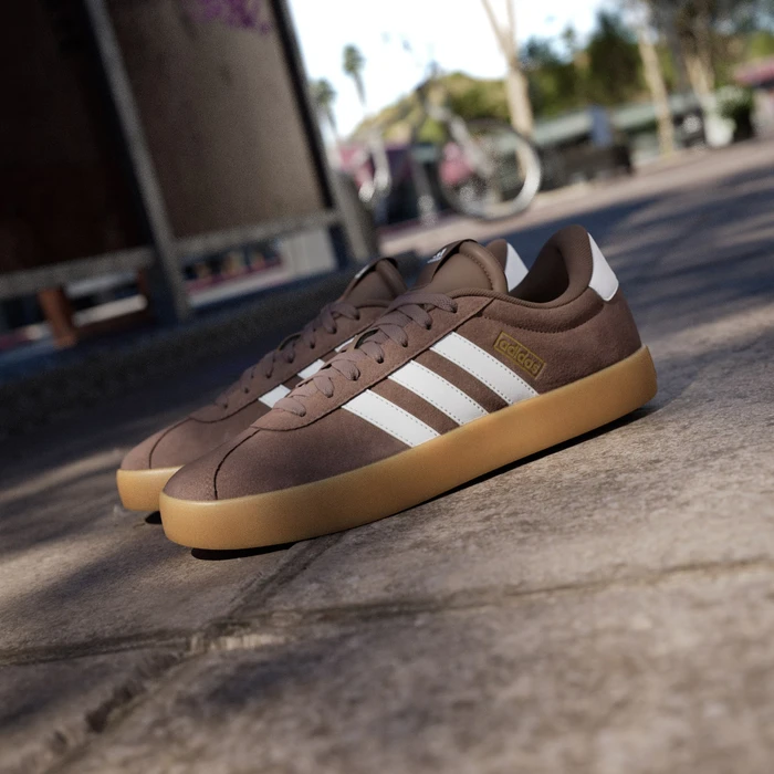 adidas VL Court 3.0 earth strata/cloud white/gold metallic