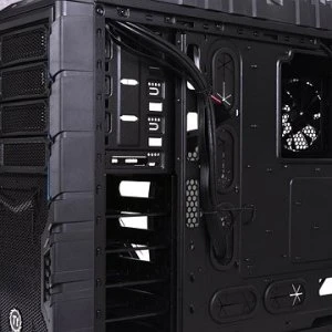 Thermaltake Overseer RX-I, Acrylfenster
