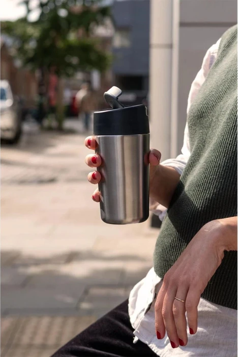 Joseph Joseph Sipp Stainless Travel Mug Isolierbecher 454ml stainless