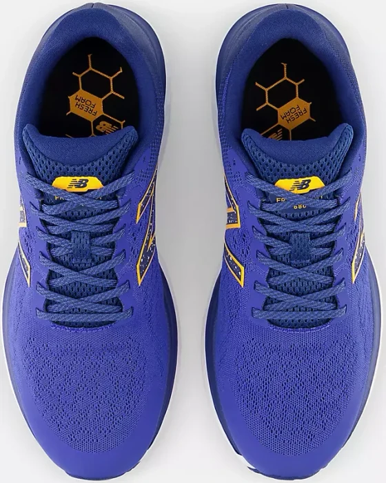New Balance Fresh Foam 680v7 marine blue/night sky/hot marigold (Herren)