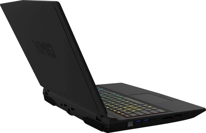 Schenker XMG U506-6ah, Core i7-6700, 16GB RAM, 250GB SSD, 1TB HDD, GeForce GTX 970M, DE