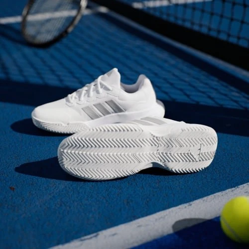 adidas Gamecourt 2.0 cloud white/silver metallic (Damen)