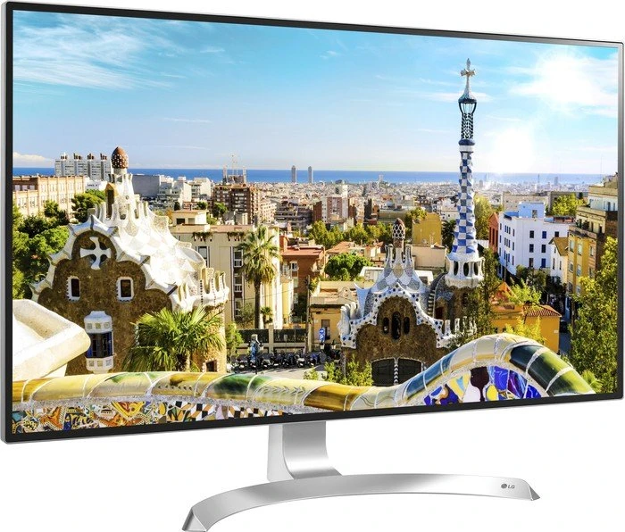 LG 32UD99-W, 31.5"
