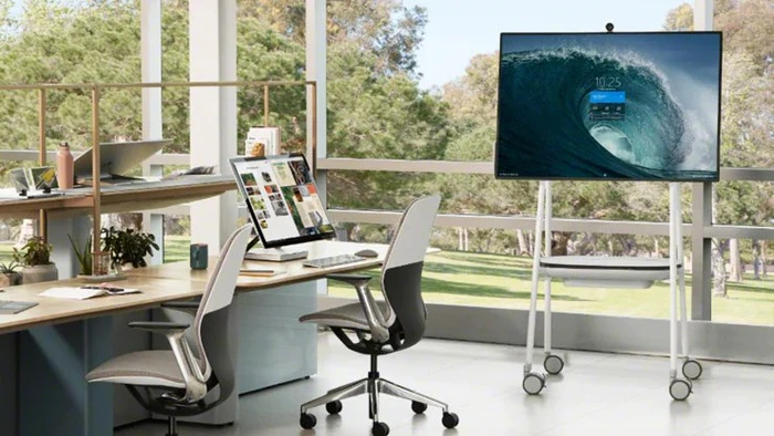Steelcase Roam Mobile Stand, Rollständer für Surface Hub 2S 50", Arctic White