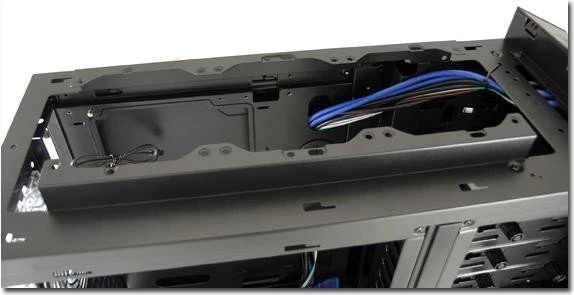 LC-Power Gaming 980B Skytower, Acrylfenster
