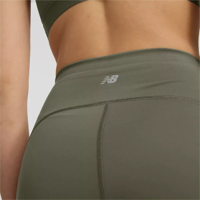 New Balance Sleek Pocket High Rise 27" Legging Hose lang dark olivine (Damen)