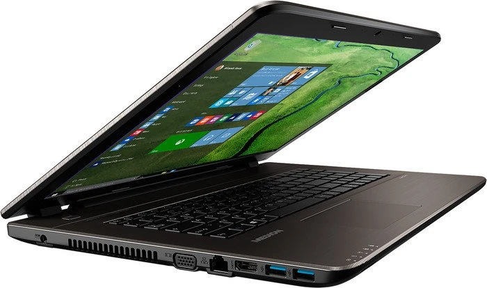 Medion Akoya P7637, Core i7-5500U, 8GB RAM, 1TB HDD, GeForce 930M, DE