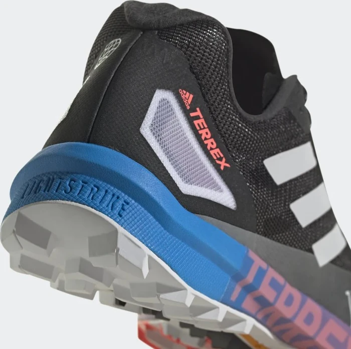 adidas Terrex Speed Pro core black/crystal white/turbo (Damen)
