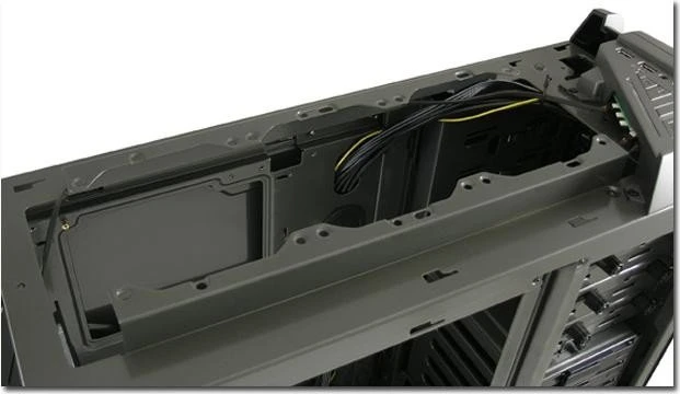 LC-Power Gaming 978BG Tank-Buster, Acrylfenster