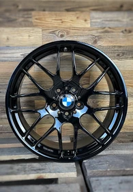 Avus Racing AC-MB4 8.0x18 5/120 ET34 (verschiedene Farben)