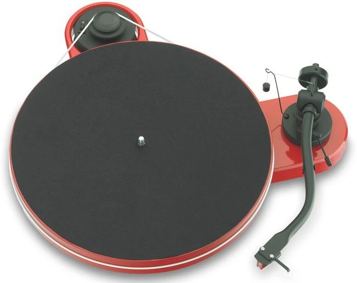 Pro-Ject RPM 1.3 Genie (mit Tonabnehmer Ortofon OM-3e) (verschiedene Farben)