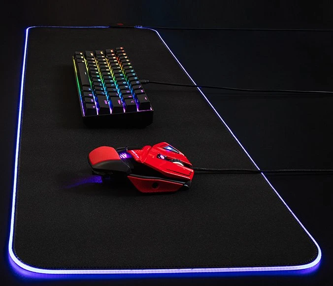 MadCatz S.U.R.F. RGB Gaming Mousepad, 900x300mm, schwarz