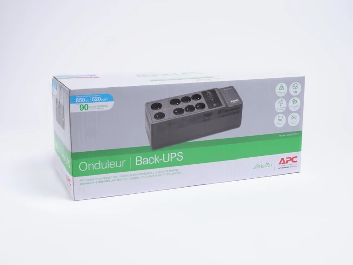 APC Back-UPS, 850VA, Steckdosenleiste, 8x Schuko, USB