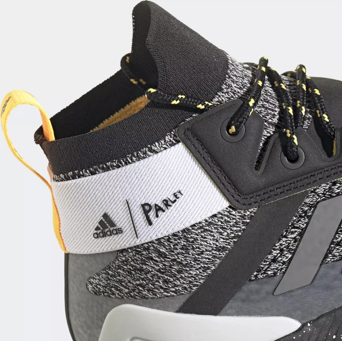 adidas Terrex Free Hiker Parley cloud white/crystal white/solar gold (Damen)