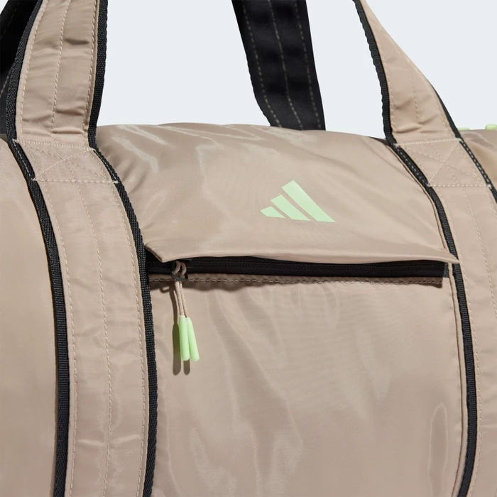 adidas Yoga Duffelbag Sporttasche wonder beige/semi green spark/carbon