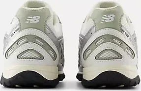 New Balance 204L silver metallic/garter snake