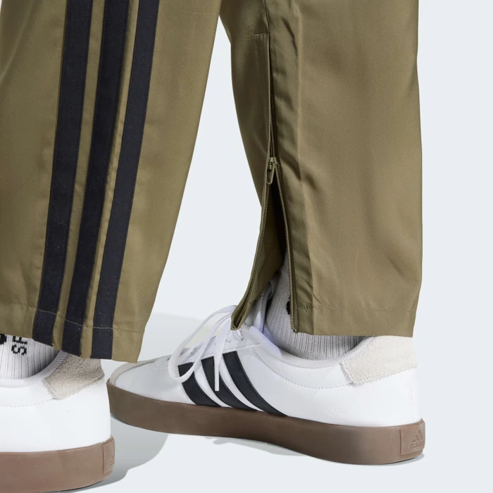 adidas Essentials 3-Streifen Stanford Trainingshose lang olive strata/black (Herren)