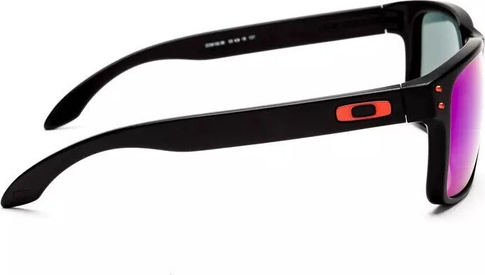 Oakley Holbrook matte black/positive red iridium