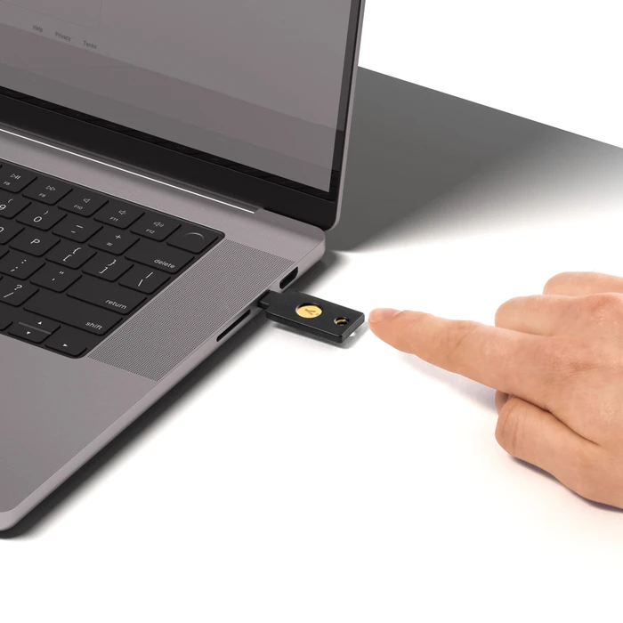 Yubico Security Key C NFC black, USB-C/NFC, 1 Stück