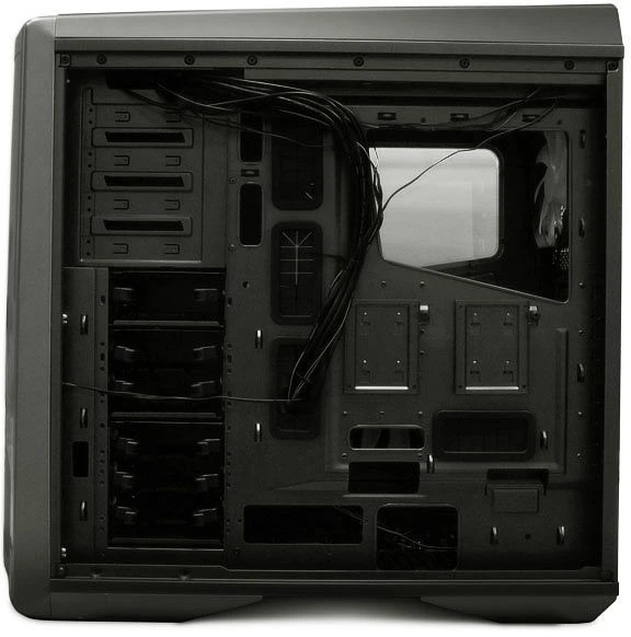 NZXT Phantom 630 Gunmetal, Acrylfenster
