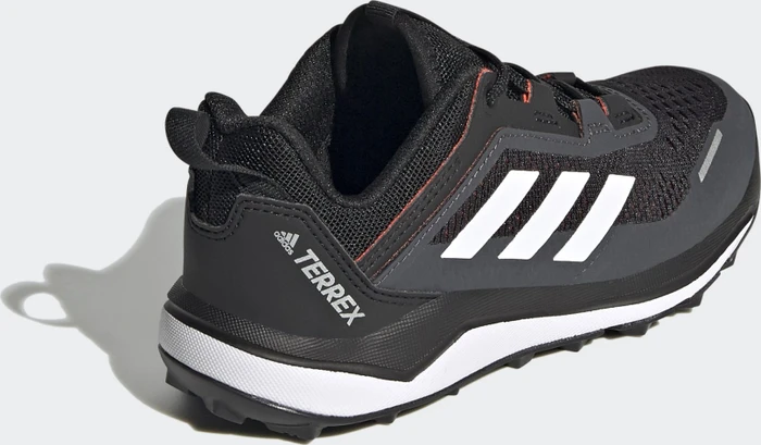adidas Terrex Agravic Flow Primegreen core black/crystal white/solar red (Junior)