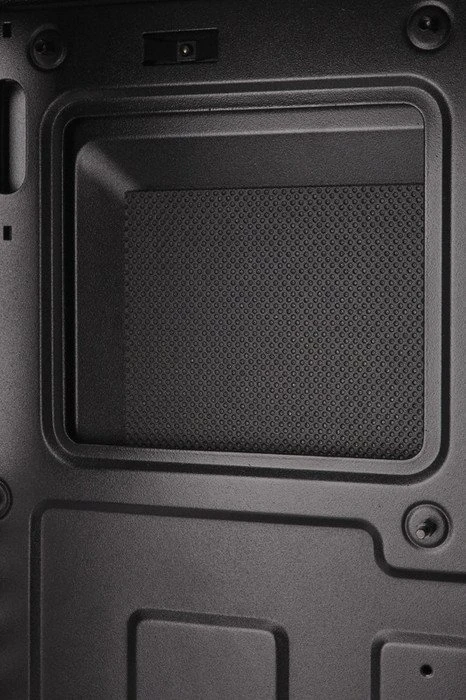 Corsair Carbide Series 100R Silent Edition, schallgedämmt