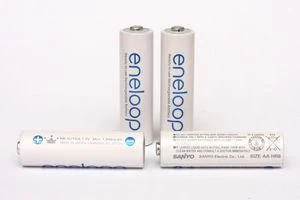 Panasonic eneloop (Gen 1) Mignon AA NiMH 2000mAh, 4er-Pack