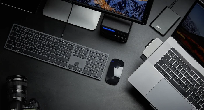 LMP Tastatur mit Zahlenblock für Mac, Space Gray, USB, UK