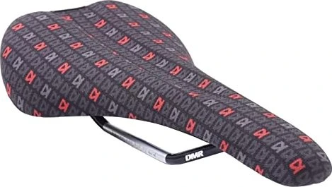DMR 25 Year 147mm Sattel schwarz/rot
