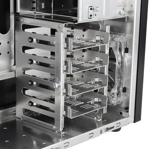 Lian Li PC-7FNW schwarz, Acrylfenster