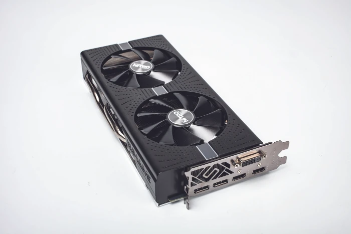 Sapphire Nitro Radeon RX 590 8G G5, 8GB GDDR5, DVI, 2x HDMI, 2x DP, lite retail