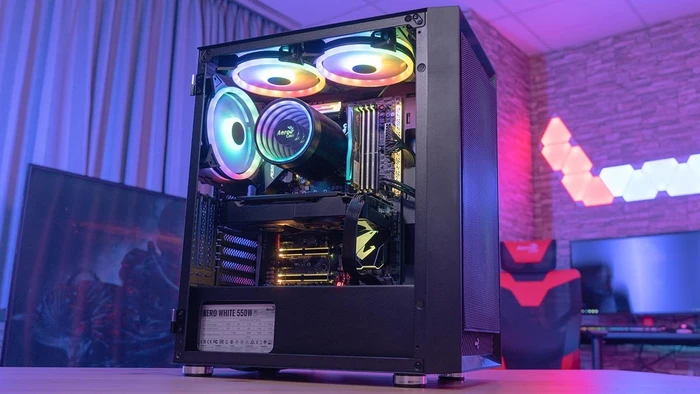 AeroCool Graphite, Lüfter LED RGB, Glasfenster