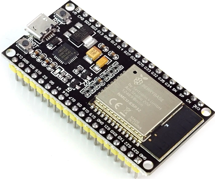 BerryBase ESP32 NodeMCU Dev Board
