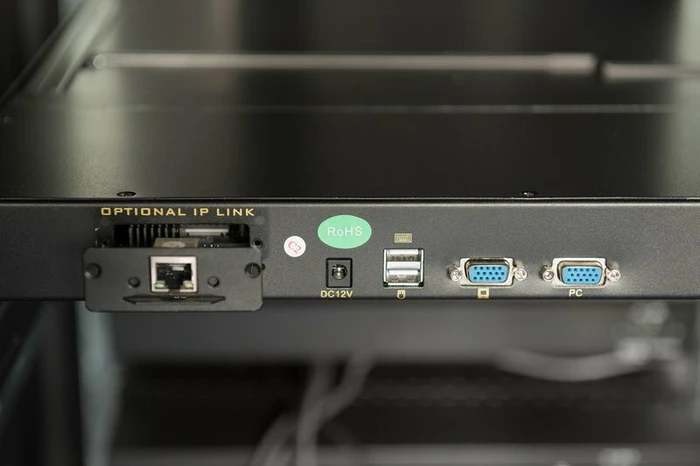 Digitus DS-72211-5, 19" LCD KVM Switch, 8-fach, DE (DS-72211-5GE) – Bild 7