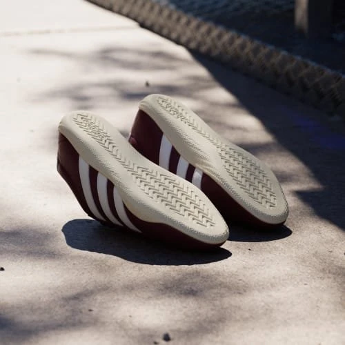 adidas Grand Court Lo shadow red/off white (Damen)