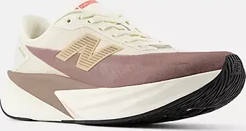 New Balance FuelCell Rebel v5 angora/earth shadow/sea salt (Damen)