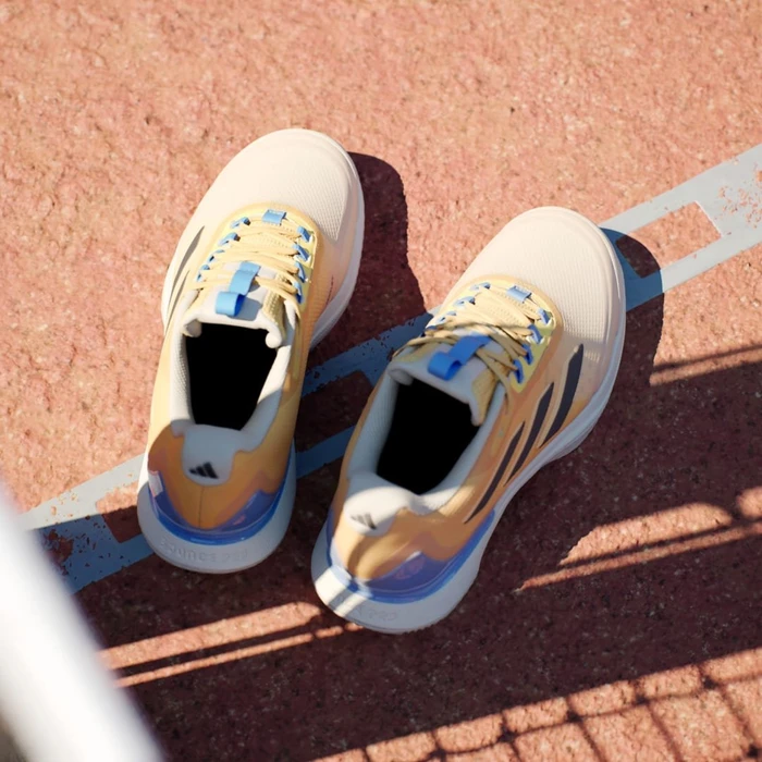 adidas Avacourt 2 Clay semi spark/core black/blue burst (Damen)