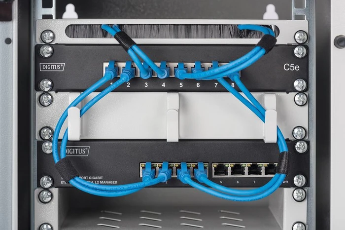 Digitus Professional DN-801 Rackmount Gigabit Managed Switch, 8x RJ-45