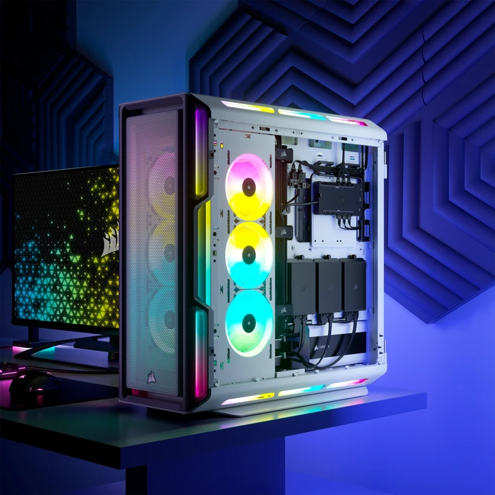 Corsair iCue 5000T RGB TG, weiß, Glasfenster