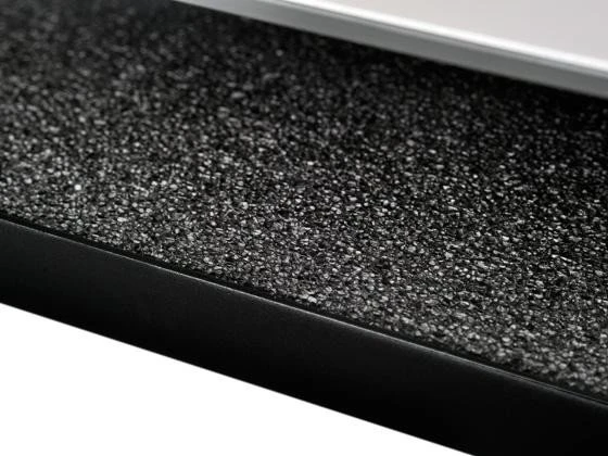 SilverStone Fortress FT05 schwarz, schallgedämmt