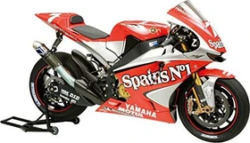 Tamiya Yamaha YZR-M1 #7/#33 '04