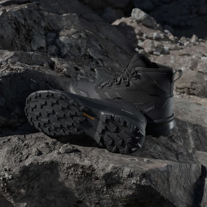 adidas Terrex Skychaser AX5 Mid GTX Climawarm+ core black/carbon (Herren)