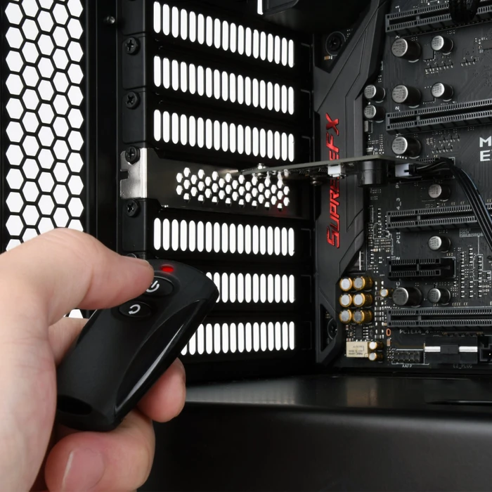 SilverStone ES02-PCIe kabelloser Ein-/Ausschalter mit Fernbedienung für PC